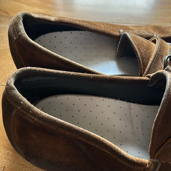 Brown Suede Gucci Loafers - 11 - Picture 3 of 4